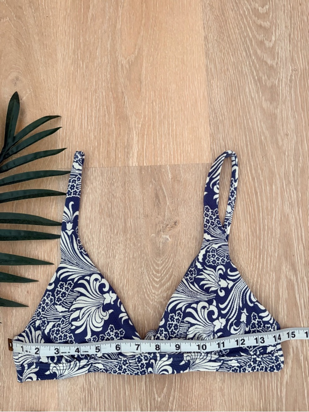 Like New! Onia X Faherty Navy Blue Floral Print Bikini Set- MED - Picture 7 of 10